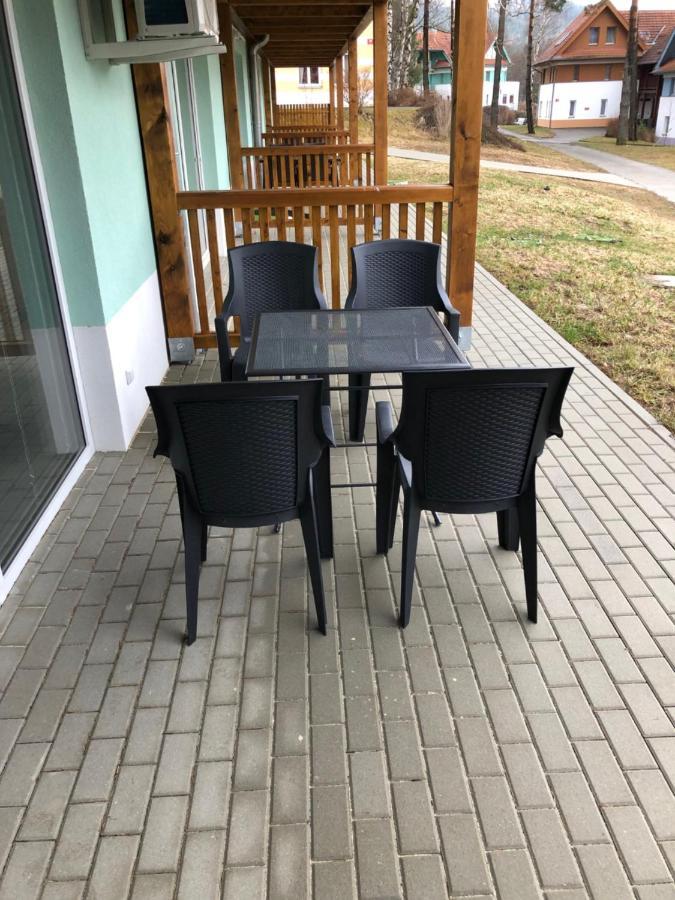 דירות ליפנו נאד וויטאבו Riviera Lipno Provence מראה חיצוני תמונה
